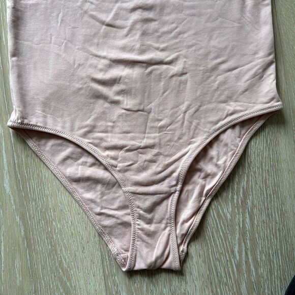 Everlane Supima Cotton Scoop Back Bodysuit Tank Top Light Pink SzS - Picture 3 of 11